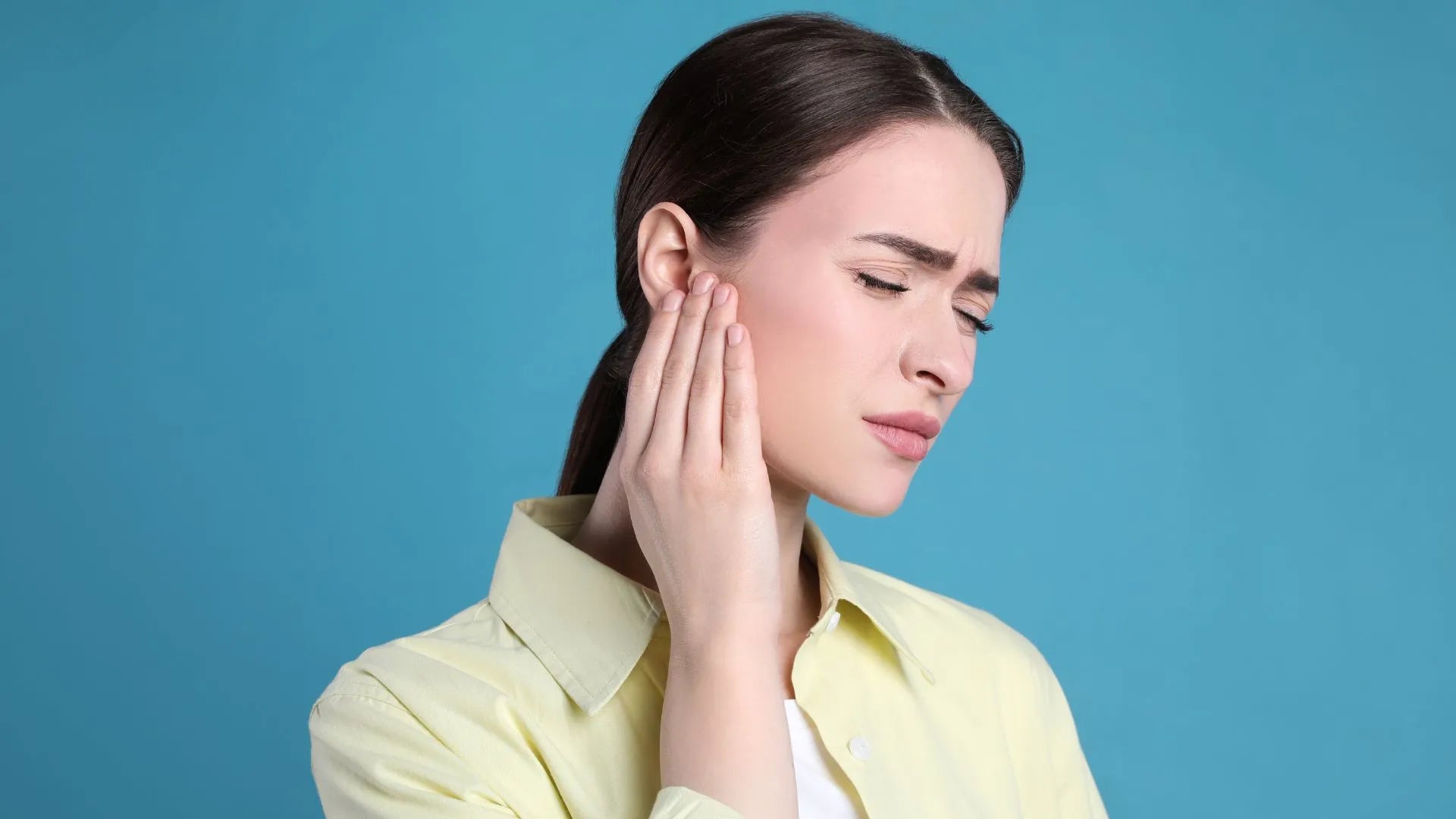 Exploring Ayurvedic Wisdom: Can Essential Oils Aid in Ear Infections?